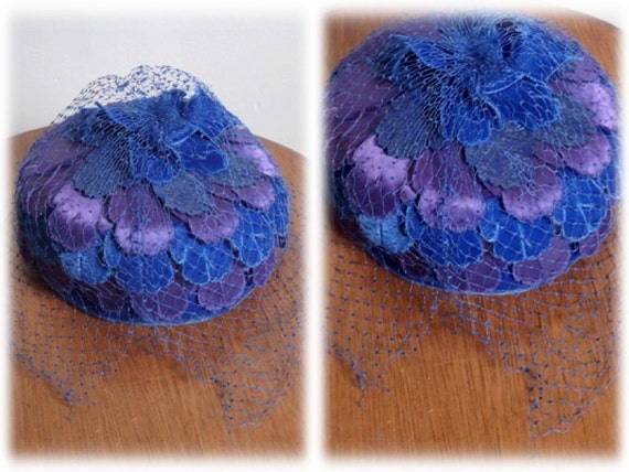 Vintage 1960's Blue Velvet and Purple Satin Pillb… - image 3