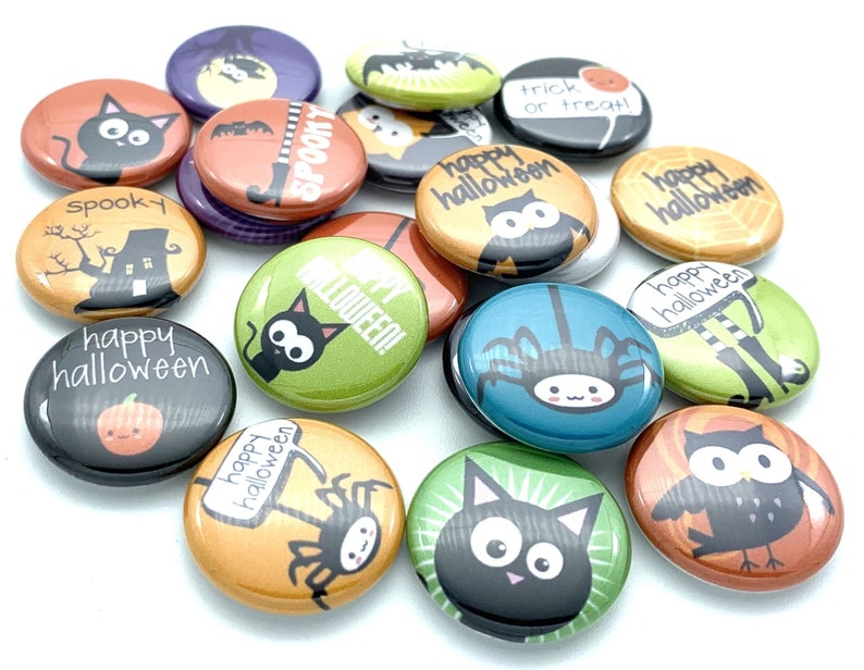 Halloween Party 20 Pack of Buttons Choose 1", 1.25", 1.5" Pin, Flat ...