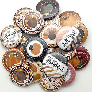 Thanksgiving buttons / set of TWENTY / various sizes and backs / party favor