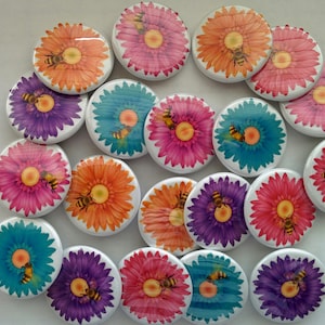 set of 20 flower buttons pin flat back, hollowback or magnets