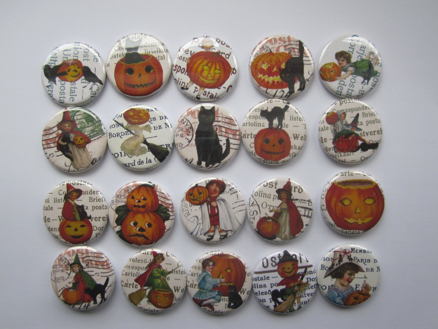 Halloween Party Favor Lot of 20 Halloween Buttons Your Choice of 1 Inch ...