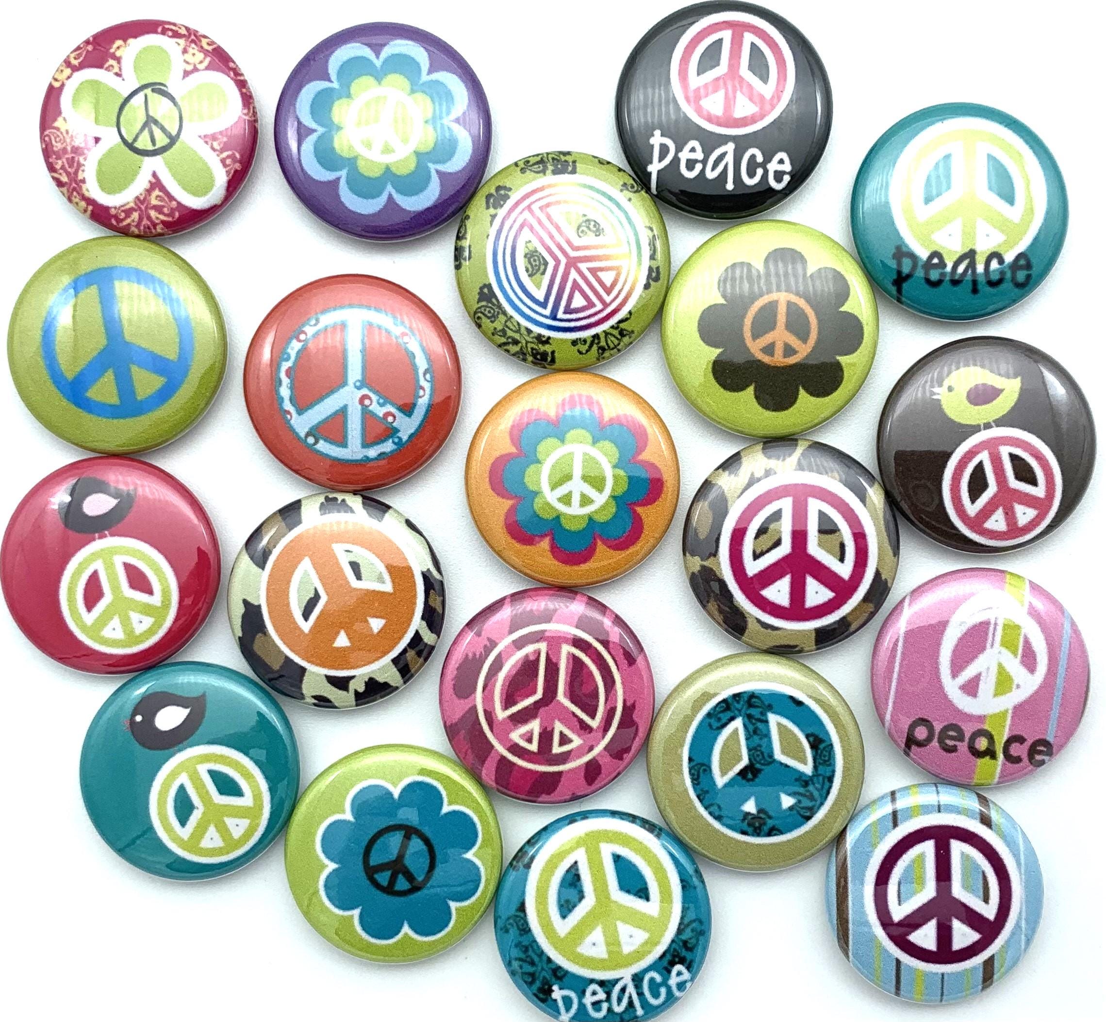 Peace Sign Buttons / Set of TWENTY / Various Sizes and Backs / Great ...