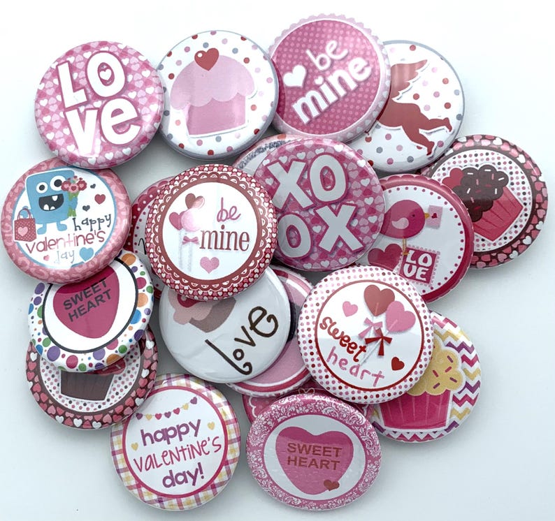 Valentine Button TWENTY Valentine's Day Buttons / Various Backs and Sizes/ Great Class ...