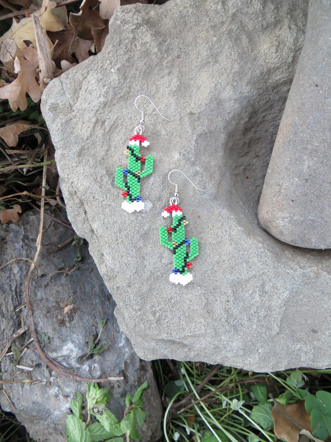 Christmas Holiday Beaded Earrings Santa Earrings Cactus Etsy