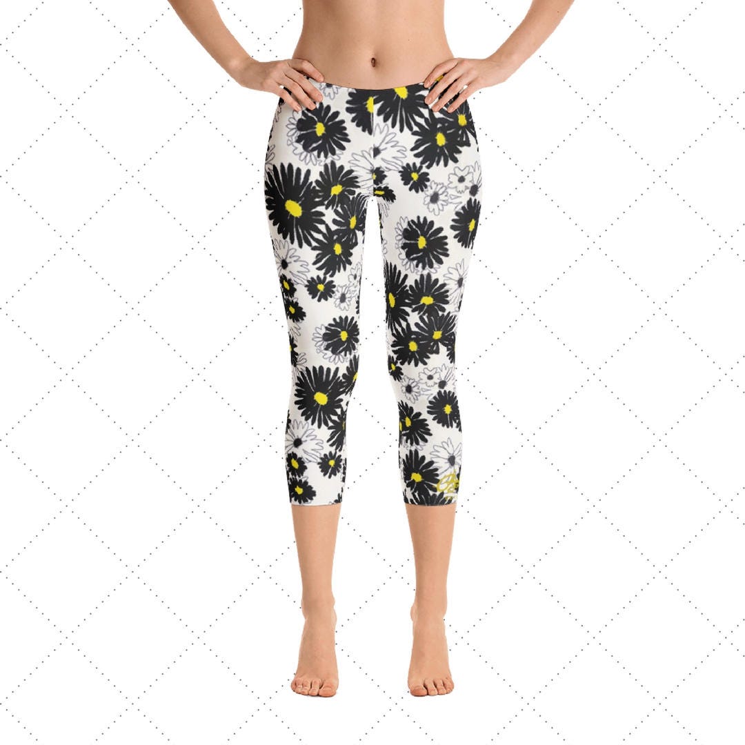 Daisy Spandex and Polyester Capri Leggings: XS S M L XL - Etsy