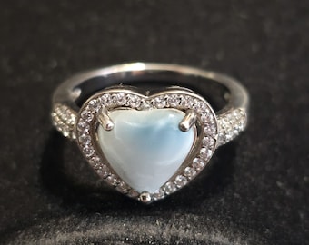 Anillo vintage de plata de ley y larimar marmolado en forma de corazón, talla 8
