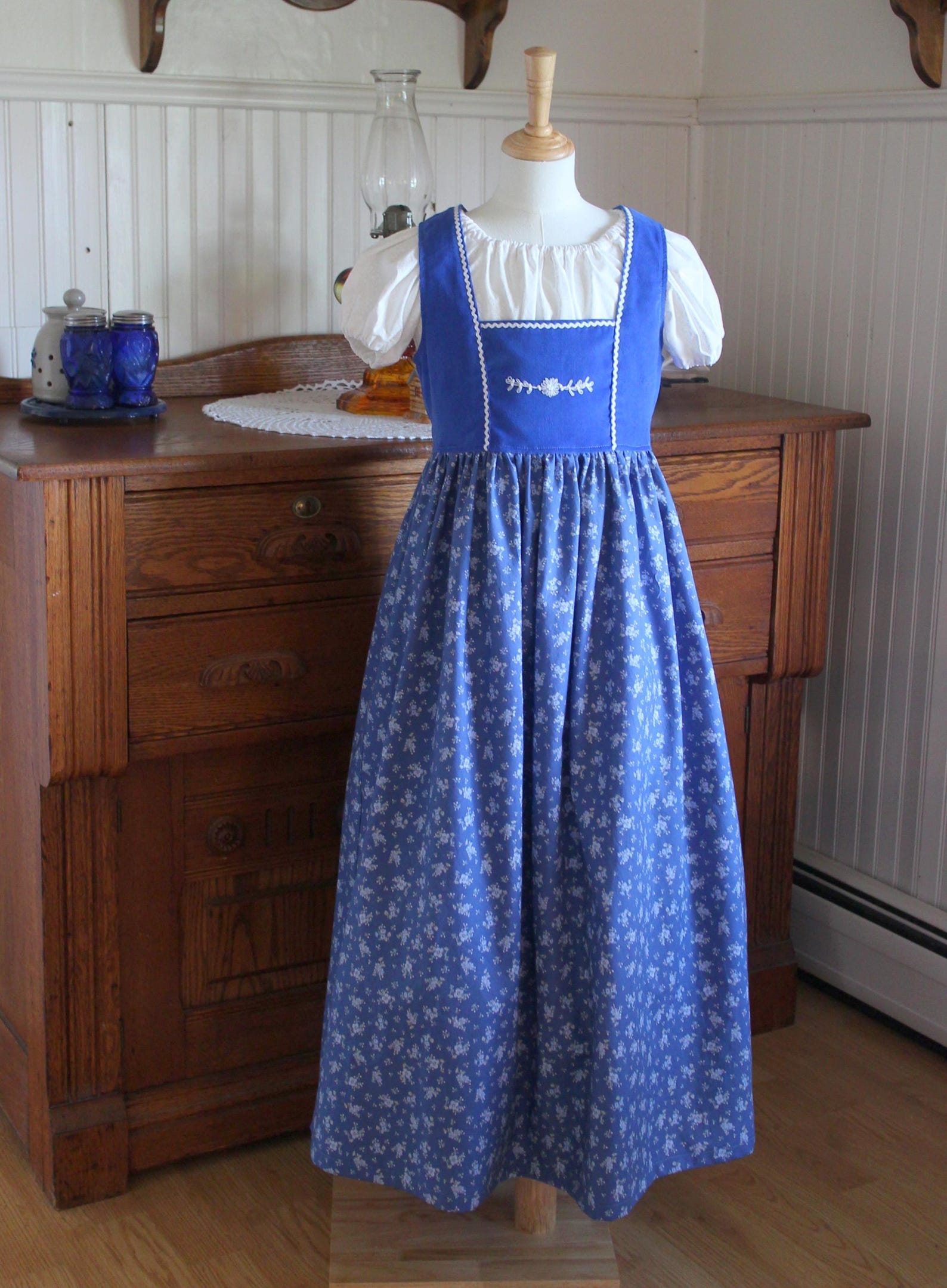 Hand Embroidered Dirndl with Blouse Size 8/10 Ready to Ship