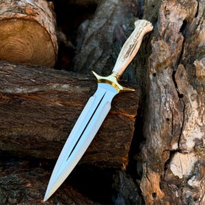 Handmade German Steel Knife with Deer Antler Handle – Personalized Outdoor Knife, Groomsman Gift, Camping Knife, Gift for Him, Compact Bowie
