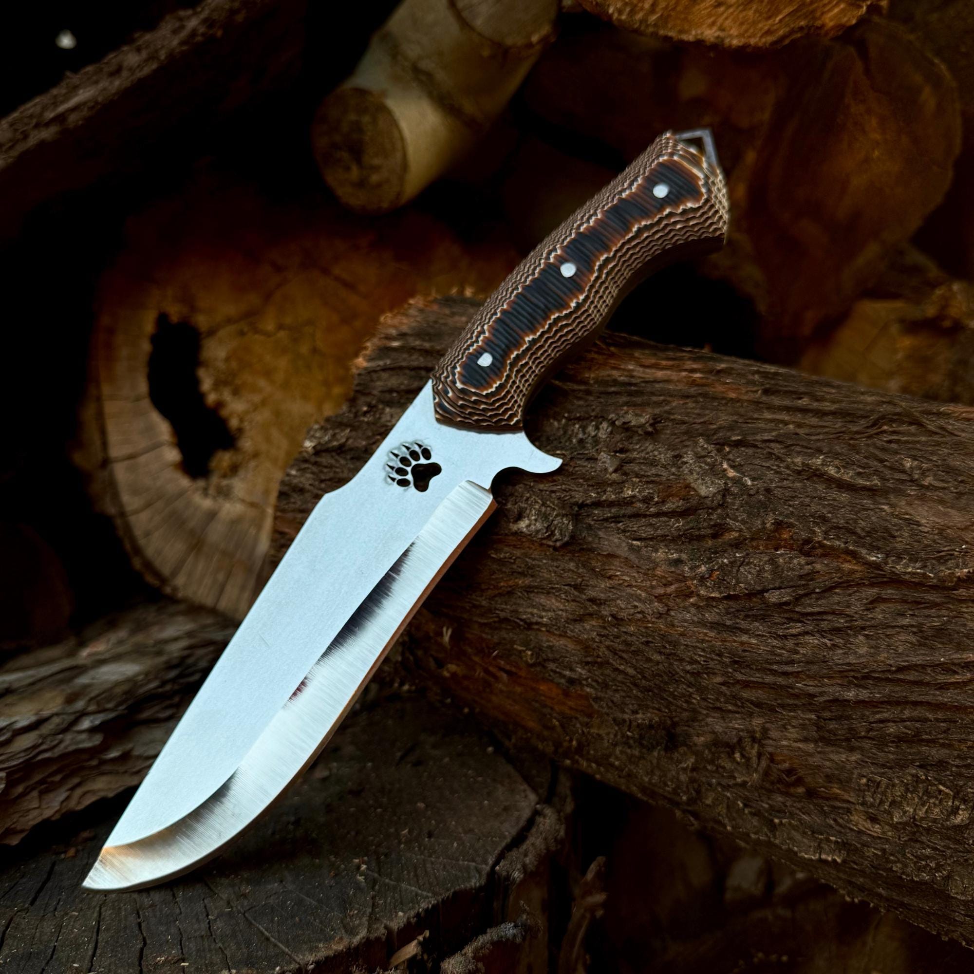 Handmade German Steel Bowie Knife – Tactical Outdoor Survival Knife with Micarta-Style Handle and Bear Paw Etching