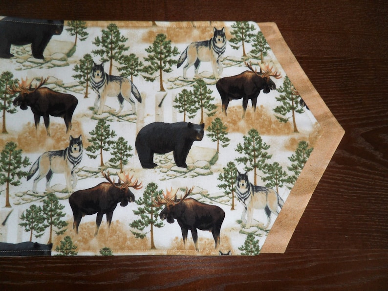 Easy Care Bear Table Runner Moose Pointed Ends Reversible Wolf