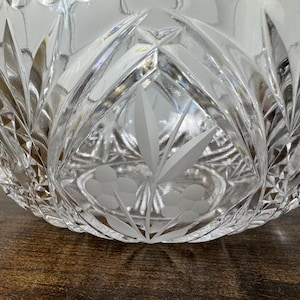Vintage Crystal Bowl – Etched Floral Design