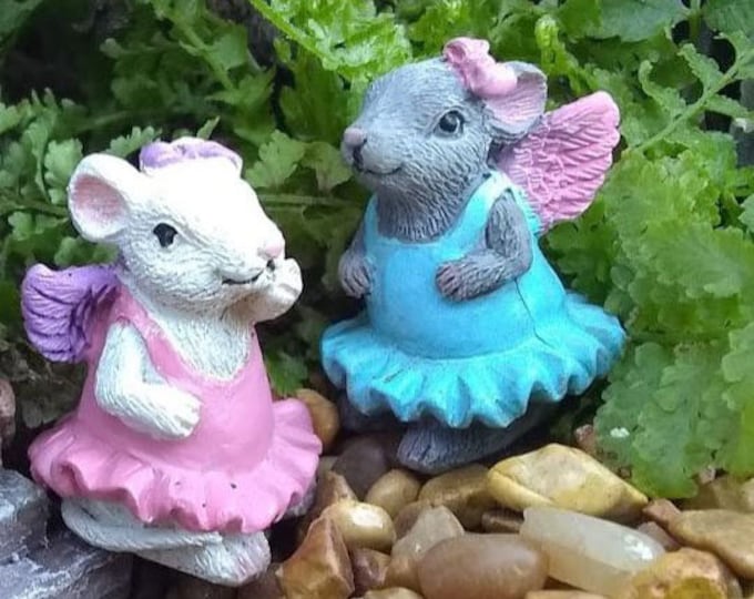 Ballet Mice Sisters (1.25″T x .75″W x 1″D) for the Fairy Garden