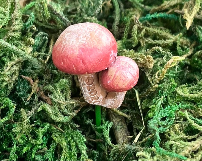 Red Mushroom Cluster 3″ Tall | 6″ Metal Pick for the Fairy Garden