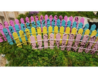 Colorful Picket Fence – 4 assorted (Choose 1) Pink, Yellow, Blue, or Dark Pink