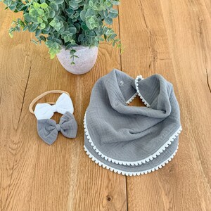 Babero para bebé, regalo de Pascua para bebé, babero personalizado para niño pequeño, babero infinito con dos diademas de lazo a juego, orgánico, regalo para niño pequeño, regalo para niña