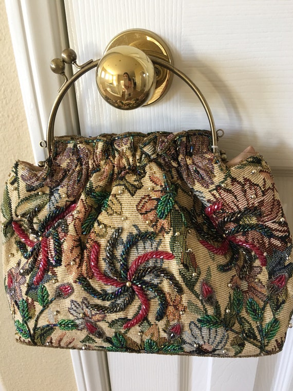 Vintage 50s beaded tapestry handbag