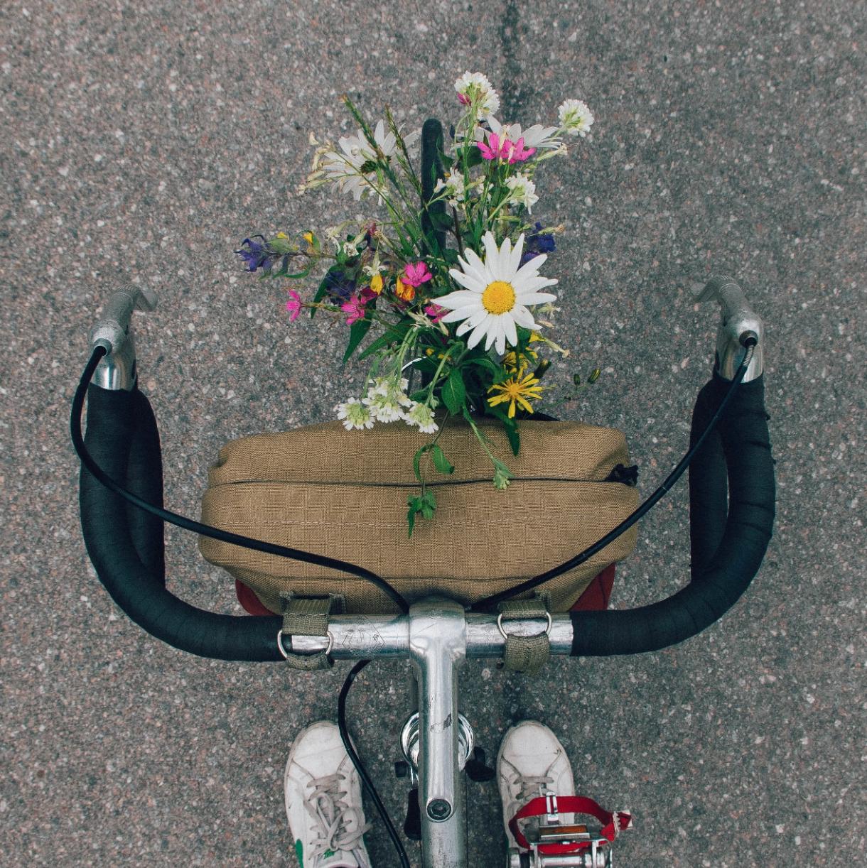 Bike Handlebar Bag PDF Sewing Pattern and Tutorial Bike Bag Sewing ...