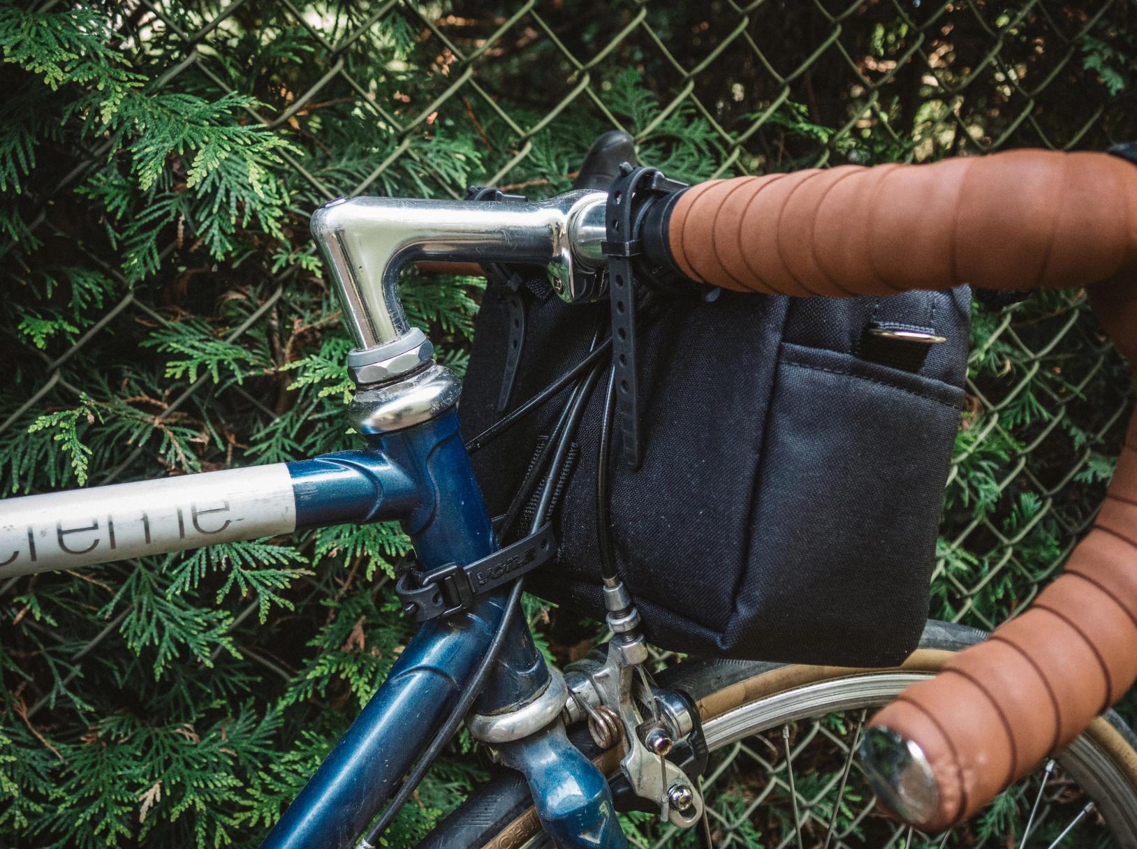 Bike Handlebar Bag PDF Sewing Pattern and Tutorial Bike Bag Sewing ...