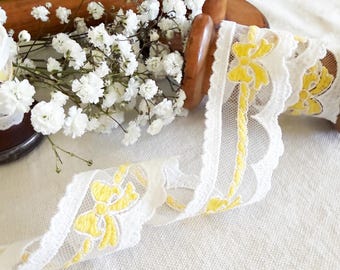 Yellow Bow Lace Trim, 1.5 inch wide by the Yard