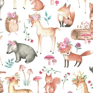 Peut inclure: Une illustration aquarelle repr&eacute;sentant une vari&eacute;t&eacute; d'animaux de la for&ecirc;t, notamment des cerfs, des renards, des lapins, des h&eacute;rissons et des blaireaux. Les animaux sont repr&eacute;sent&eacute;s portant des couronnes de fleurs et sont entour&eacute;s de fleurs, de champignons et de feuilles. Le fond est blanc.