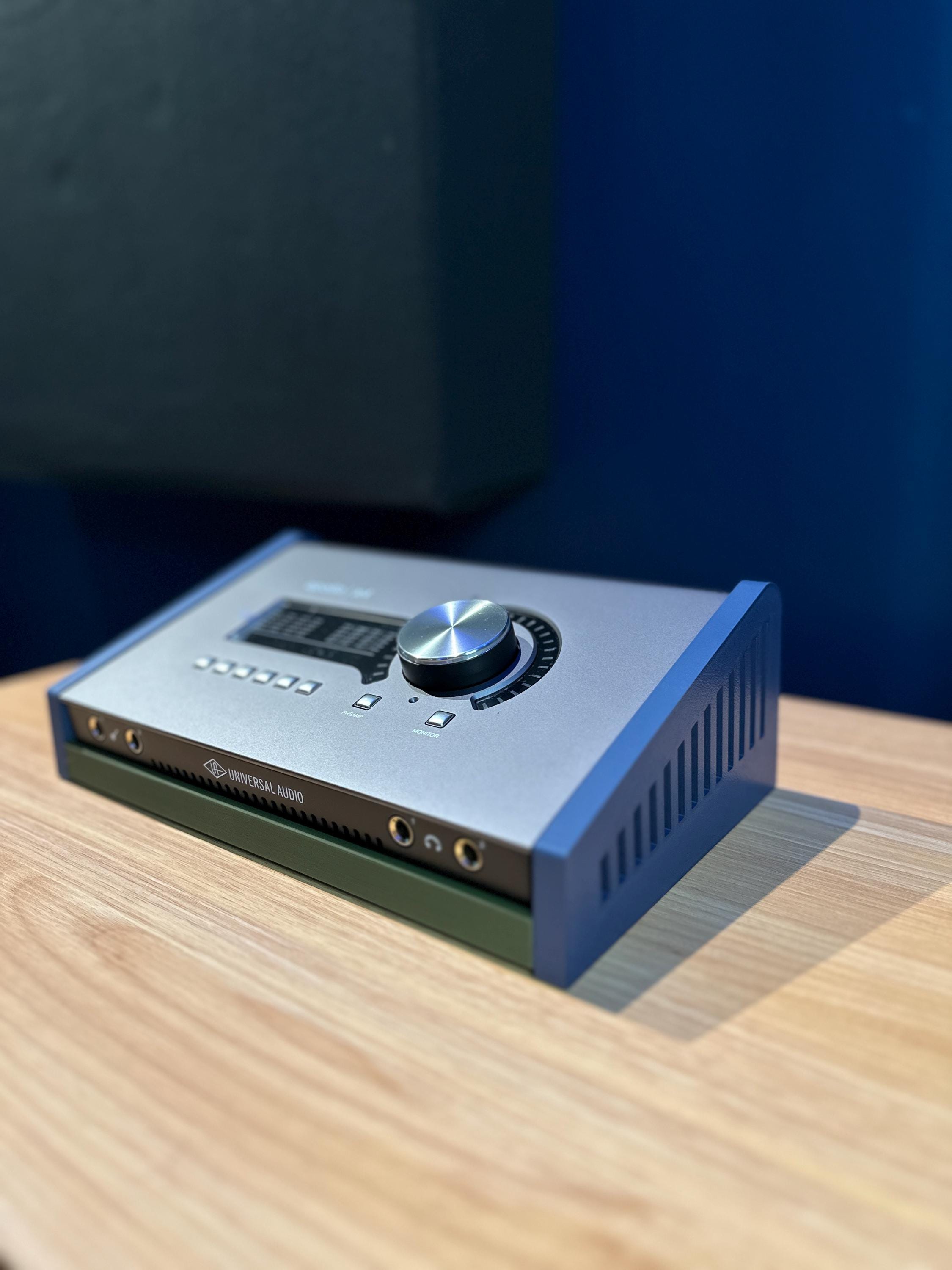 Universal audio Apollo x4（Quad）