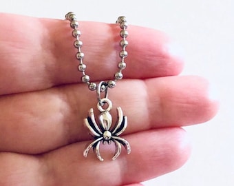 arachnid present witch jewellery bug lover gothic jewelry creepy Crawly necklace insect jewellery Halloween jewelry Spider necklace