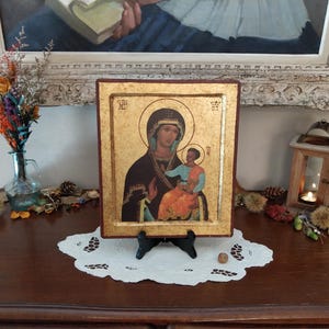 Large handmade Byzantine icon on gold leaf, Holy Virgin Mary holding the Child Jesus Christ in majesty