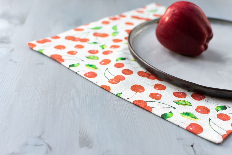 Cherry on White Linen Napkins. Napkins Bulk. image 2