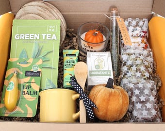 Autumn SPA Gift Box: Pumpkin Candle, Tea, Sweets - Made in Portugal