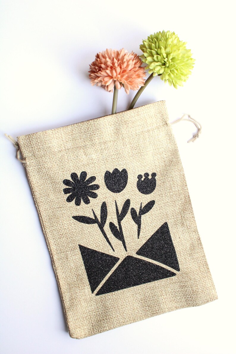Floral Jute Drawstring Favor Bag - Glitter HTV Love Letter Design image 5