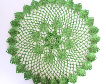 Centrino verde all'uncinetto fatto a mano, 61 cm (24 pollici), decorazione per la casa in stile rustico.