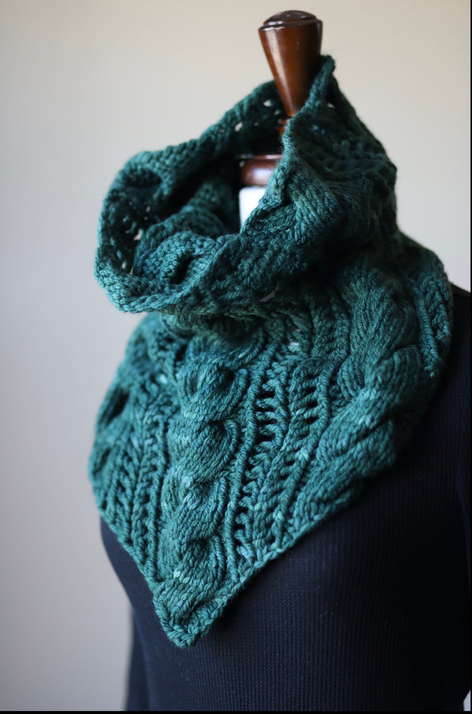 Holly and Ivy Cowl Knitting Pattern PDF Instant Download - Etsy