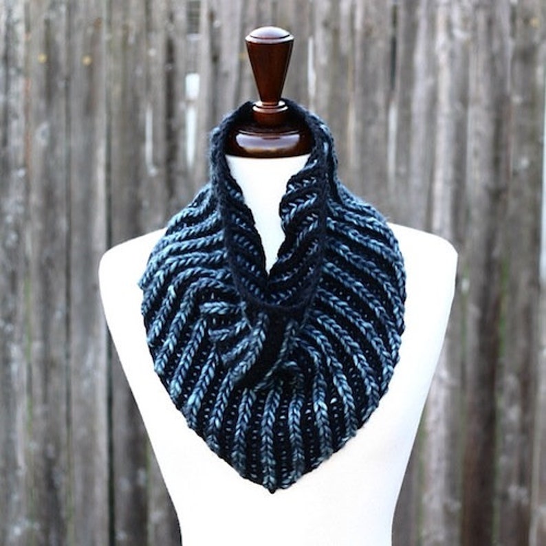 Brioche Bandana Cowl Knitting Pattern PDF instant download image 2