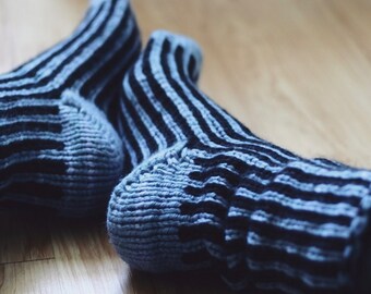 Two Day Slippers knitting pattern PDF instant download