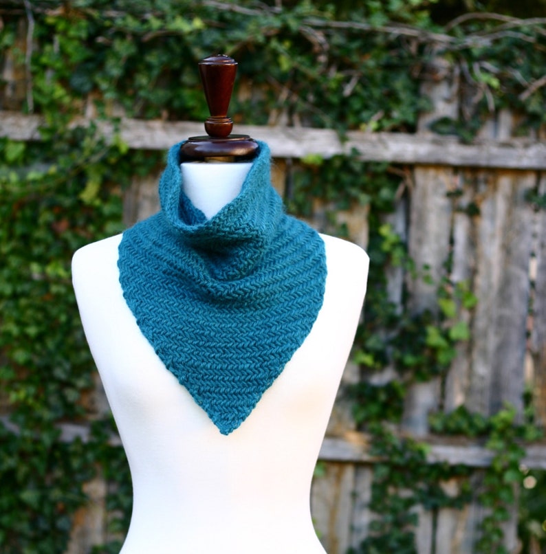 Herringbone Bandana Cowl Knitting Pattern PDF instant download image 3