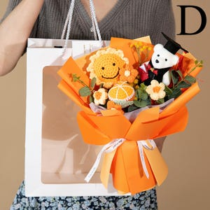 Handgemachter Abschluss-Blumenstrauß, gehäkelt mit Abschluss-Plüsch-Bär, Geschenk für Graduierten, Abschlussgeschenk, Blumenstrauß, ewiges Blumenandenken