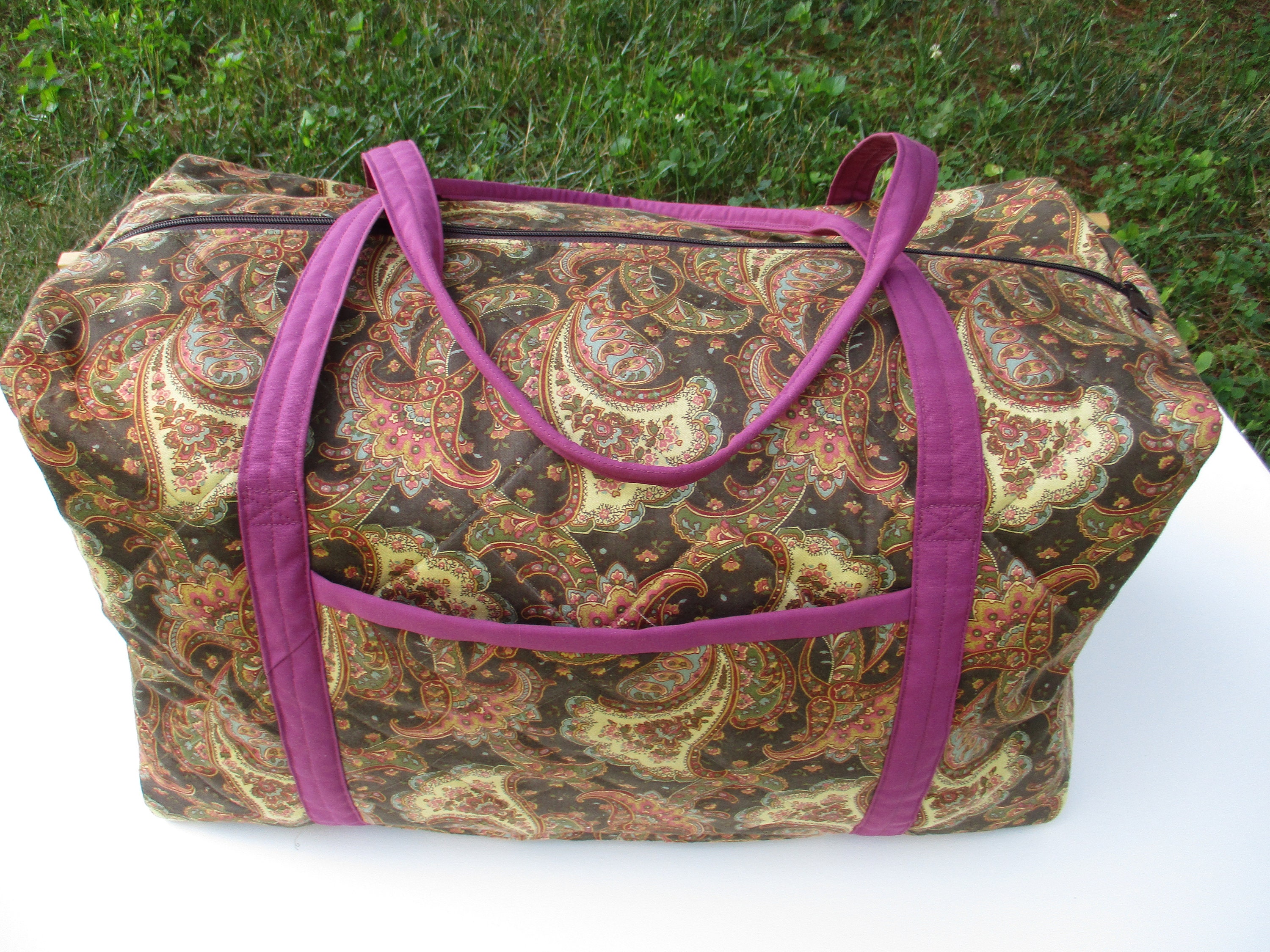 HAMPTONS FLORAL QUILTED GRANDE DUFFEL