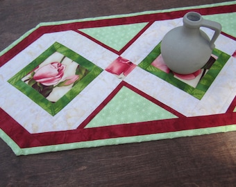 Quilted Table Runner "Red Roses in Bloom" Floral Table Topper, Quiltsy Handmade, Elegant Buffet Decor, Fancy Handmade Tablerunner