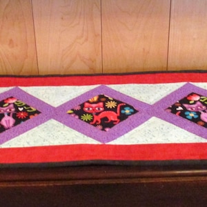 Quilted Table Topper "Catlover's Table Mat" Small Table Decor, Mini Quilt, Centerpiece,  Quiltsy Handmade