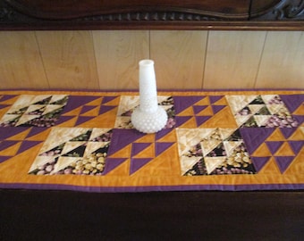 Quilted Table Runner &quot;Floral Triangle Design&quot; Handmade Elegant Table Topper, Off-white, Quiltsy Handmade