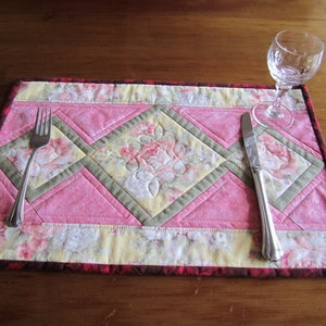 Quilted Placemats &quot;Pink Roses&quot; Pink, Set of 2 Yellow and Green Table Mats, Quilted Patchwork, Fabric Placemats, Quiltsy Handmade