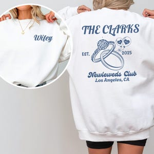 Benutzerdefinierte Braut Sweatshirt, Verlobungsgeschenk für die Braut, personalisieren Wifey Ehemann Shirt, Brautparty-Shirt, Flitterwochen-Shirt, Hochzeitsgeschenk der neuen Frau