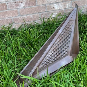 Pyramid Head Helmet Silent Hill Custom Cosplay Prop – Handmade Replica for Convention or Display – Durable – LoneStarCosplayer