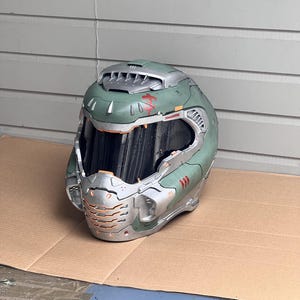 Wearable Doom Eternal Slayer Helmet Custom Cosplay Prop – Handmade Replica for Convention or Display – Durable&Lightweight