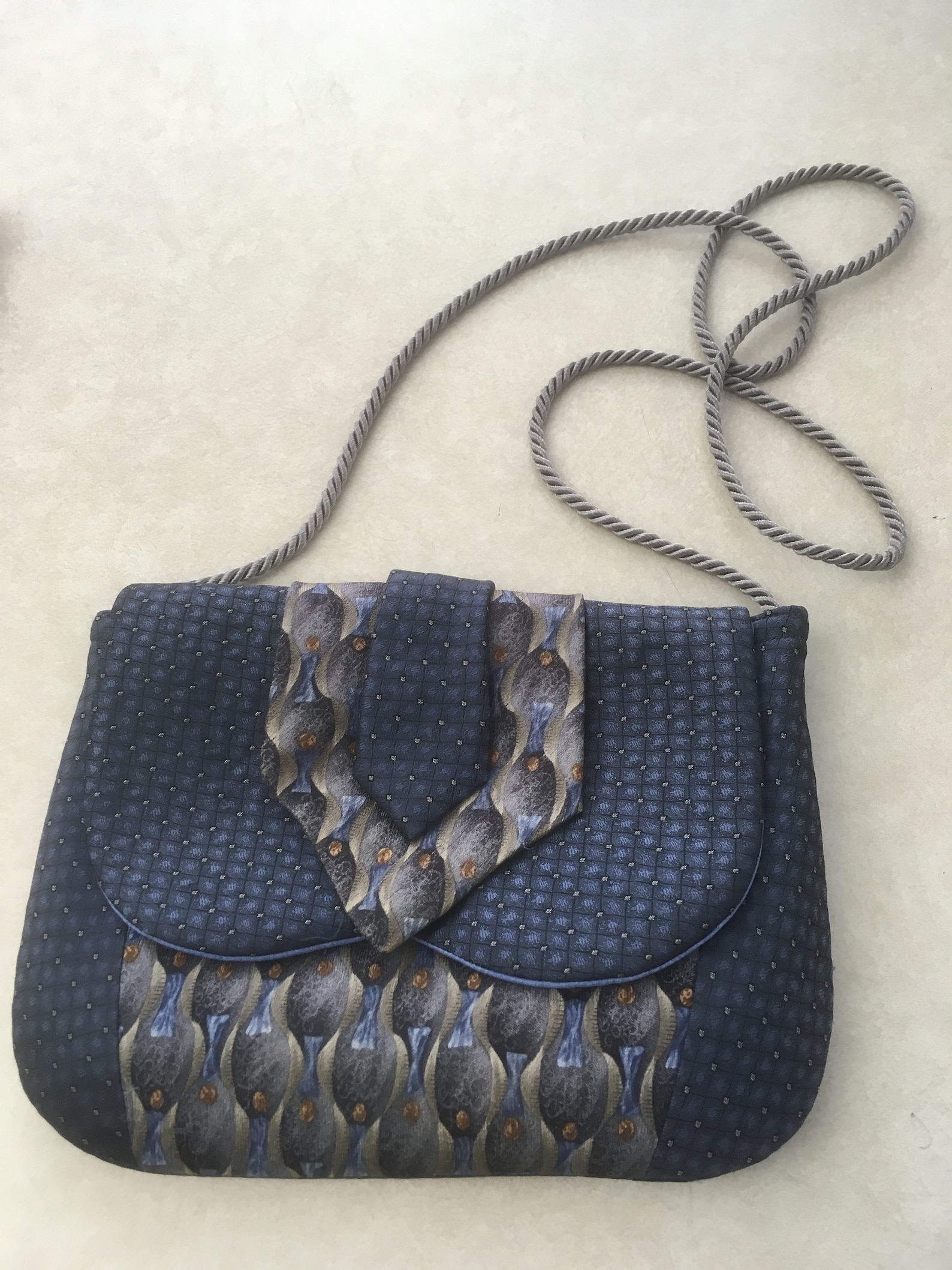 necktie purse pattern
