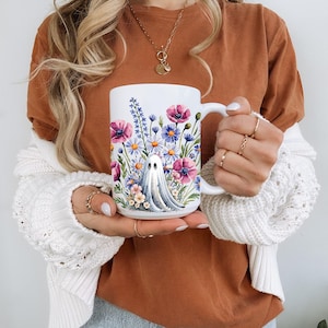 Ghost Coffee Mug, Spooky Witchy Mugs for Ghost Lovers, Halloween Gift Cup, Fall Mugs, Wildflower Ghost Mug, Unique Halloween Ghost Cup.