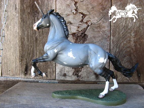breyer horse unicorn