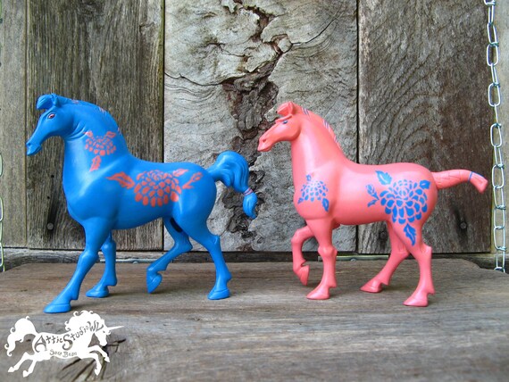 plastic horse figures
