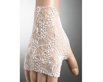 Fingerless Short White Lace Wedding Gloves with Floral pattern, Bridal Gloves Elastic Modern Classic Chic