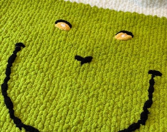 Chunky Knit Grinch Throw Blanket – Handmade, Cozy, Festive Holiday Decor